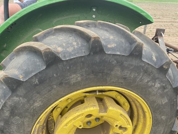 Image of John Deere 5075E equipment image 1