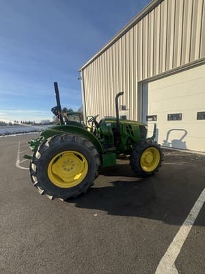 2023 John Deere 5075E Image