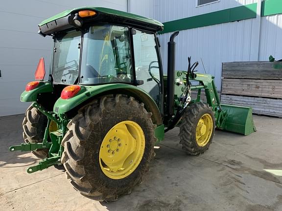 Image of John Deere 5075E equipment image 3