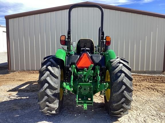 Image of John Deere 5075E equipment image 2