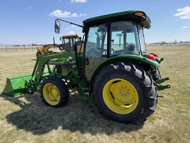 Image of John Deere 5075E equipment image 4