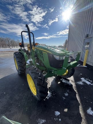 Image of John Deere 5075E equipment image 3