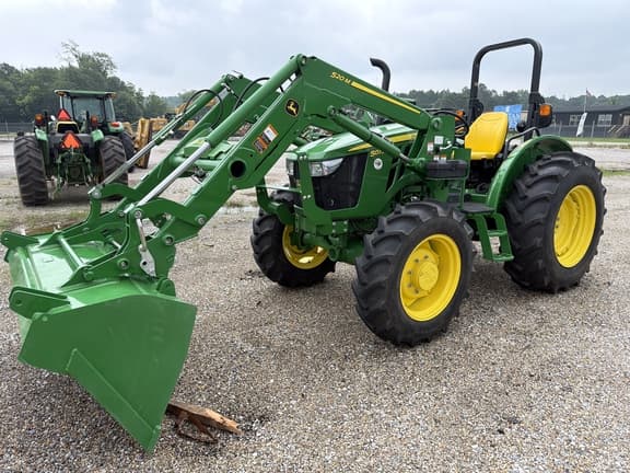 Image of John Deere 5075E equipment image 2
