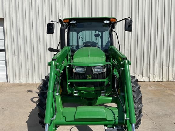 Image of John Deere 5075E equipment image 3