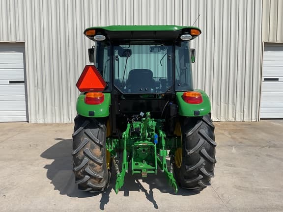 Image of John Deere 5075E equipment image 4