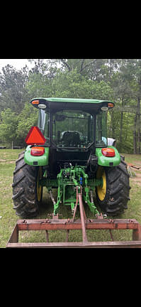 Image of John Deere 5075E equipment image 4