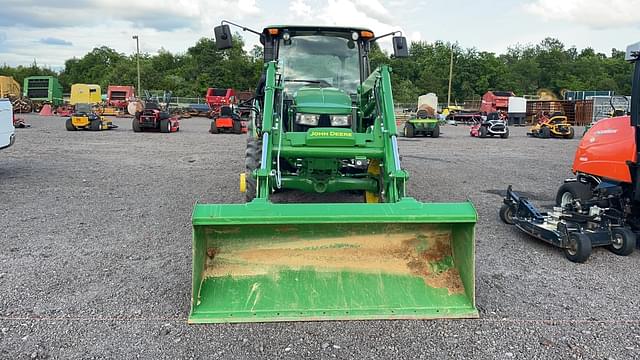 Image of John Deere 5075E equipment image 1