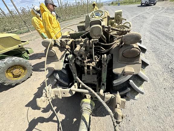 Image of John Deere 5075GN equipment image 3