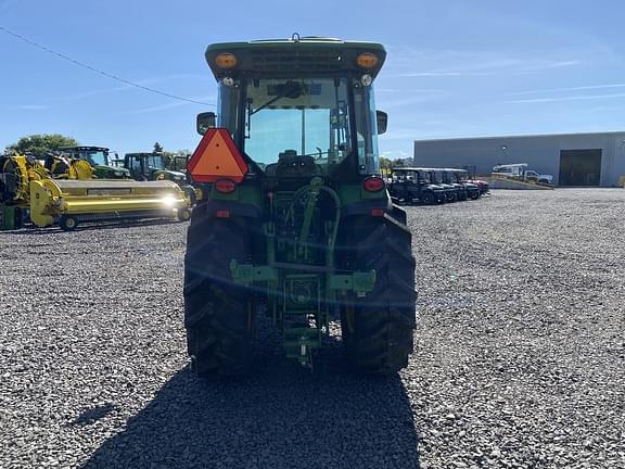 Image of John Deere 5075GN equipment image 1