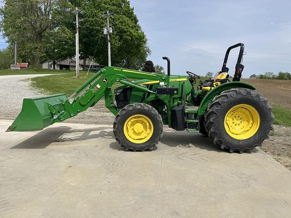 Image of John Deere 5075M equipment image 4