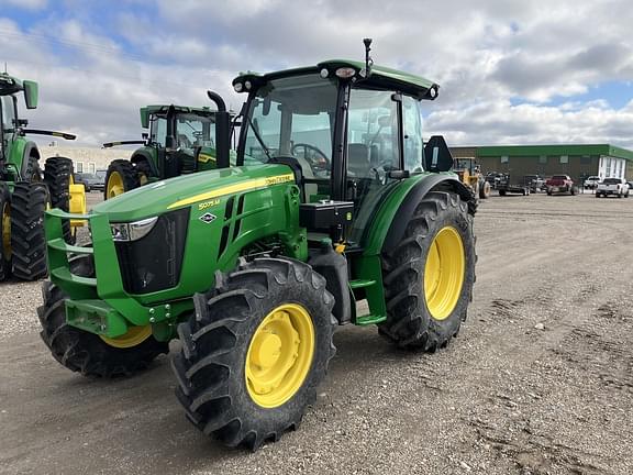 Image of John Deere 5075M Primary image