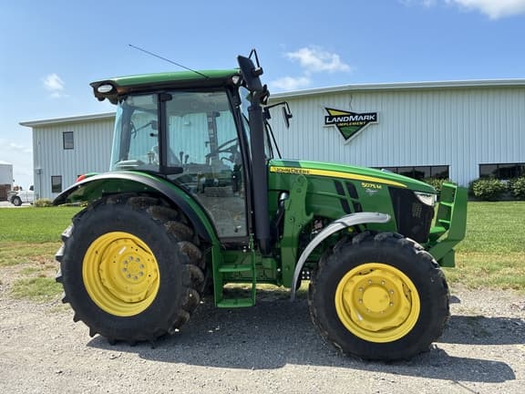 Image of John Deere 5075M Primary image