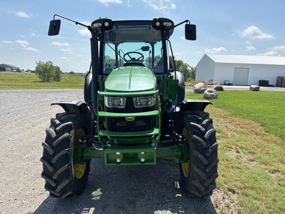 Image of John Deere 5075M equipment image 1