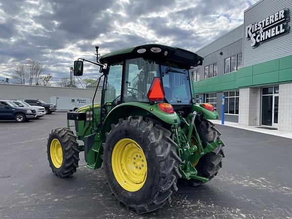 Image of John Deere 5075M equipment image 2