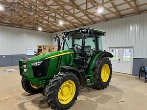 2023 John Deere 5075M Image