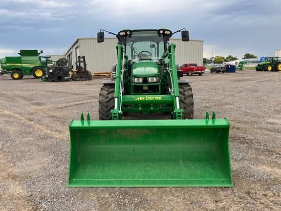 Image of John Deere 5075M equipment image 2