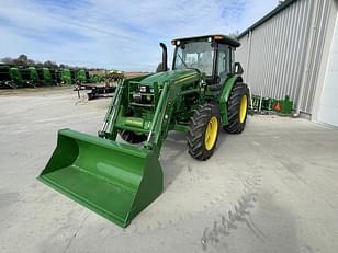 Main image John Deere 5090E 25