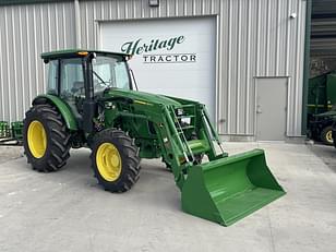 Main image John Deere 5090E 3