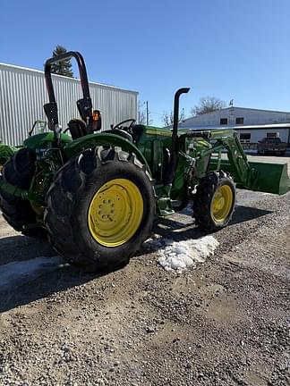 Image of John Deere 5090E equipment image 3