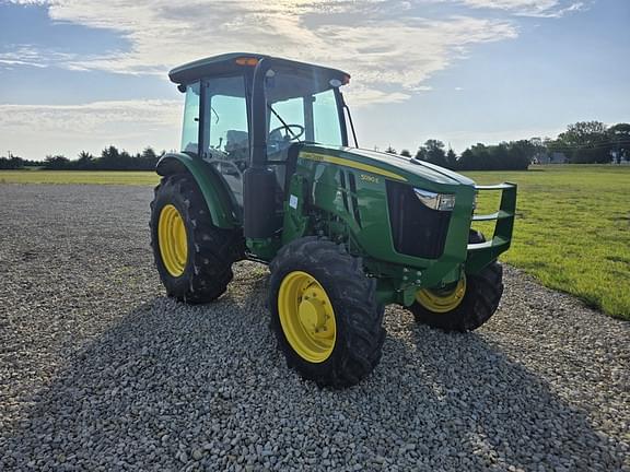 Image of John Deere 5090E equipment image 1