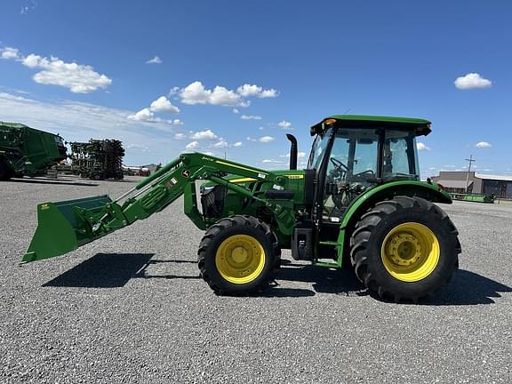 Image of John Deere 5090E equipment image 2