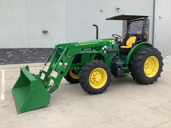 Image of John Deere 5090E equipment image 2