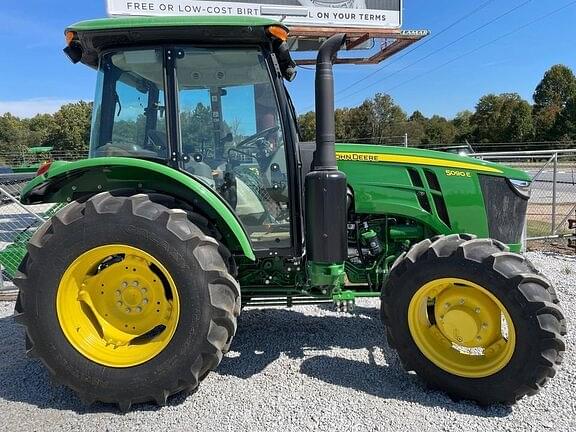 Image of John Deere 5090E equipment image 2