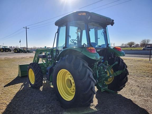 Image of John Deere 5090E equipment image 4