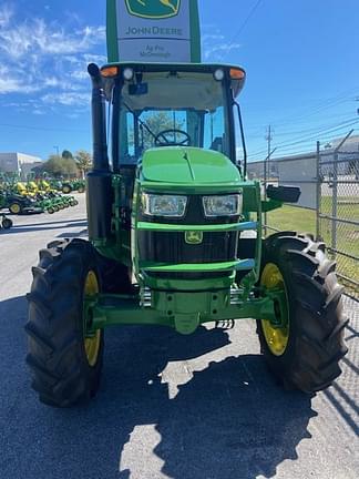 Image of John Deere 5090E equipment image 2