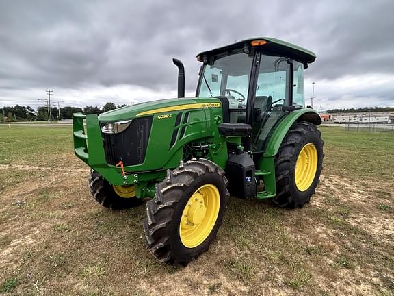 Image of John Deere 5090E Primary image