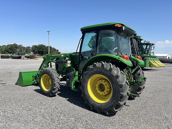 Image of John Deere 5090E equipment image 2