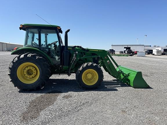 Image of John Deere 5090E equipment image 4