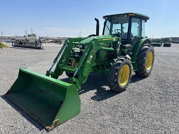 Image of John Deere 5090E Primary image