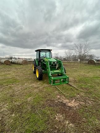 Image of John Deere 5090E equipment image 3