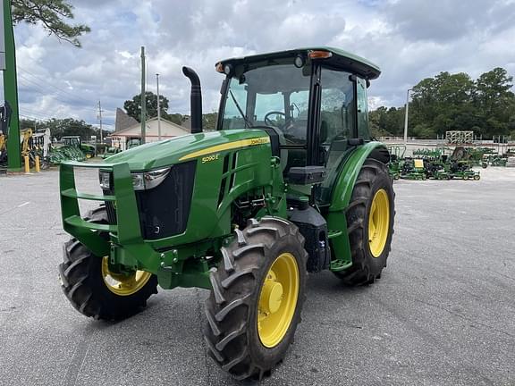 Image of John Deere 5090E equipment image 1