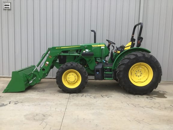 Main image John Deere 5090E