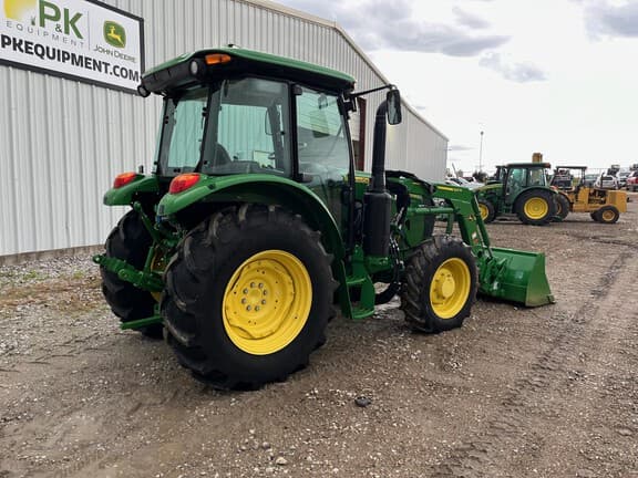 Image of John Deere 5090E equipment image 2