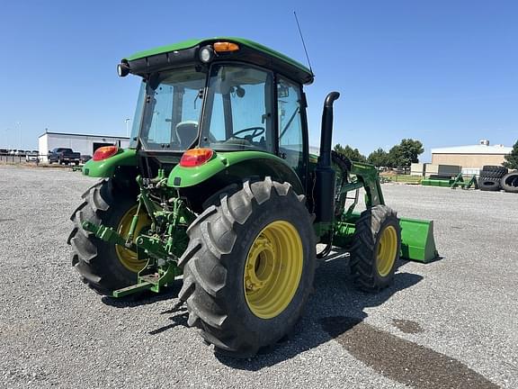 Image of John Deere 5090E equipment image 4