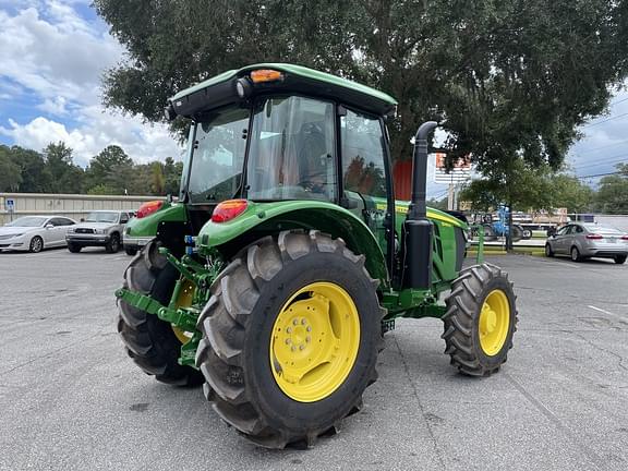 Image of John Deere 5090E equipment image 4