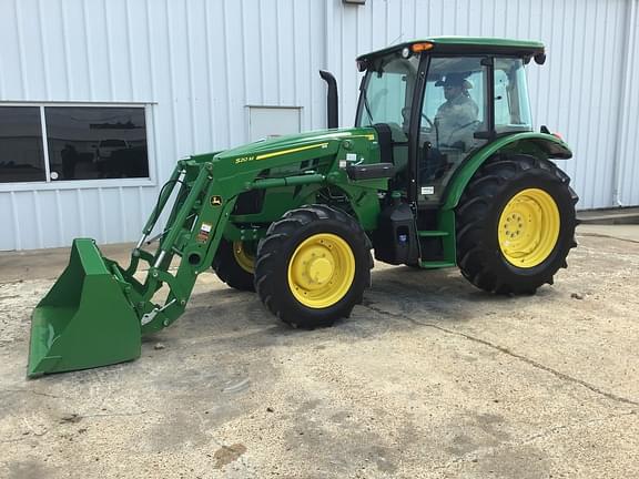 Image of John Deere 5090E equipment image 1