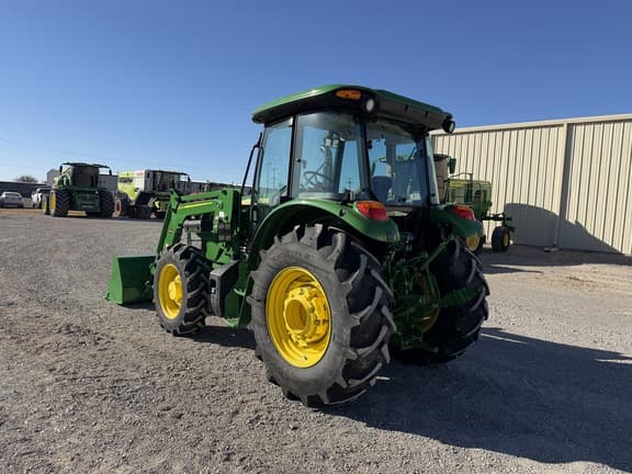 Image of John Deere 5090E equipment image 2