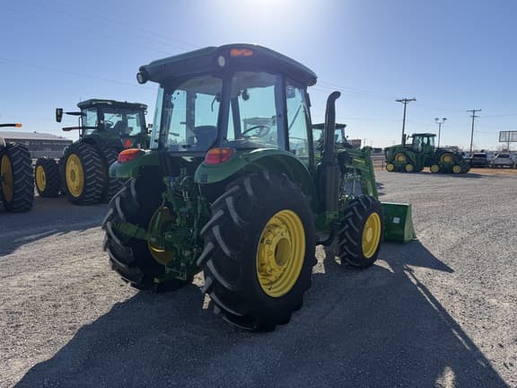 Image of John Deere 5090E equipment image 4