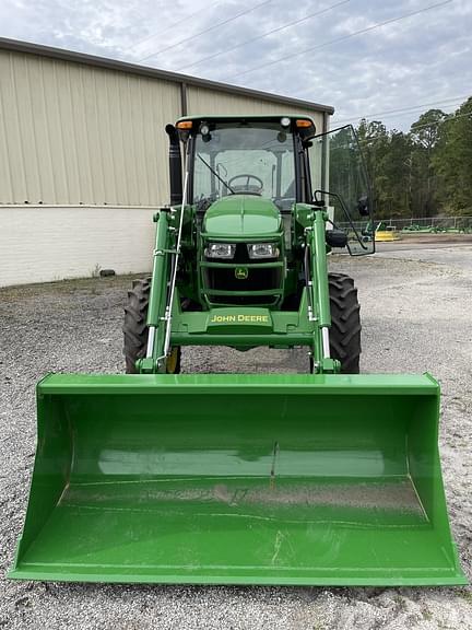 Image of John Deere 5090E equipment image 1