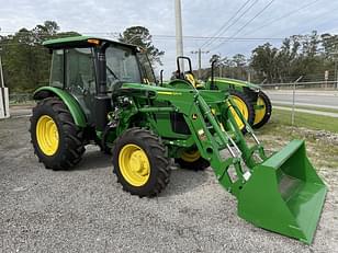 Main image John Deere 5090E 4