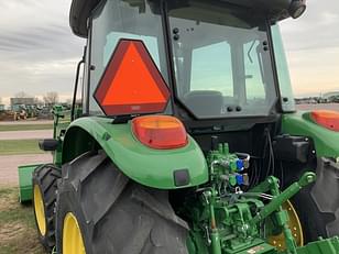 Main image John Deere 5090E 3