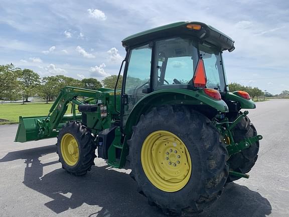 Image of John Deere 5090E equipment image 3