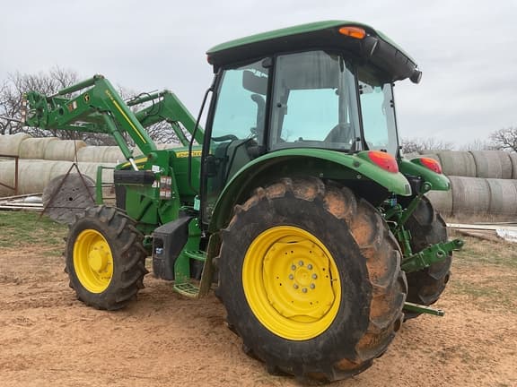 Image of John Deere 5090E equipment image 4