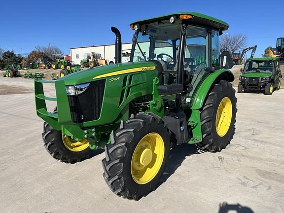 Image of John Deere 5090E Primary image