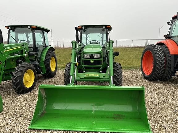 Image of John Deere 5090E equipment image 2