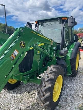 Main image John Deere 5090E